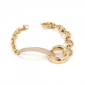 Classic Women's Silver Chain Plated with Gold Color – Elegant Geometric Design Bracelet Classic Women's Silver Chain Plated with Gold Color – Elegant Geometric Design Bracelet