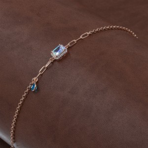 Royal Silver Bracelet in Copper Color with White Zircon Stone and Blue Eye Bead Royal Silver Bracelet in Copper Color with White Zircon Stone and Blue Eye Bead