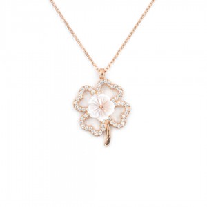 925 Silver Necklace for Women in Gold with Flower Design and Clear Zircon Stones 925 Silver Necklace for Women in Gold with Flower Design and Clear Zircon Stones