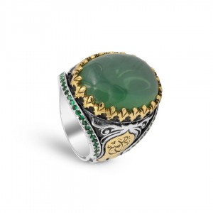 925 Caliber Royal Silver Ring with Inlaid and Studded Zircon Stone Lobes 925 Caliber Royal Silver Ring with Inlaid and Studded Zircon Stone Lobes
