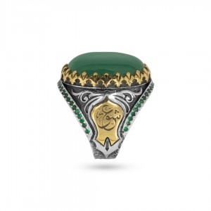 925 Caliber Royal Silver Ring with Inlaid and Studded Zircon Stone Lobes 925 Caliber Royal Silver Ring with Inlaid and Studded Zircon Stone Lobes